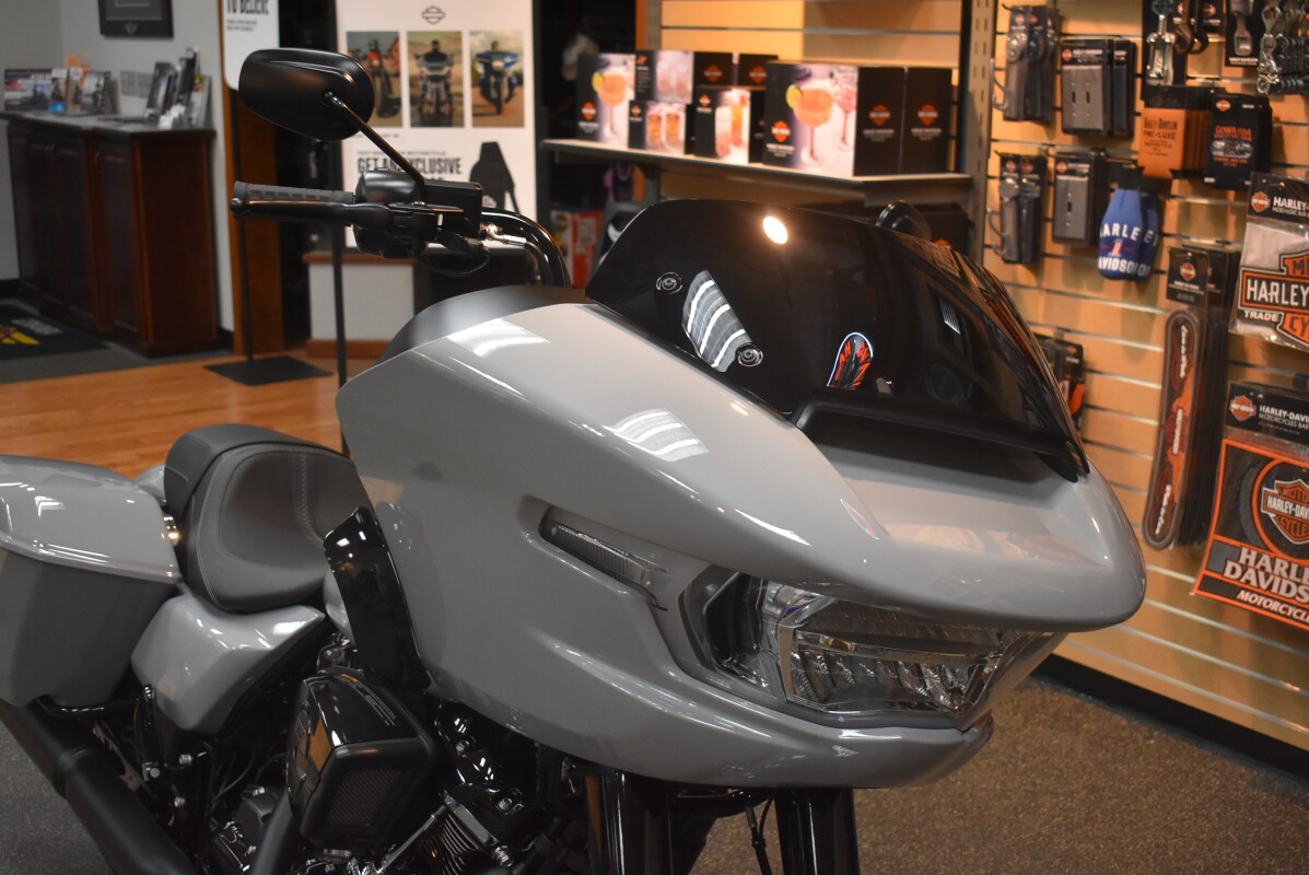 FLTRX 2025 Road Glide - Photo 9