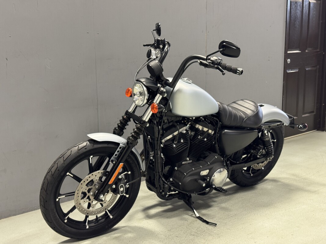 XL 883N 2020 Iron 883 - Photo 4