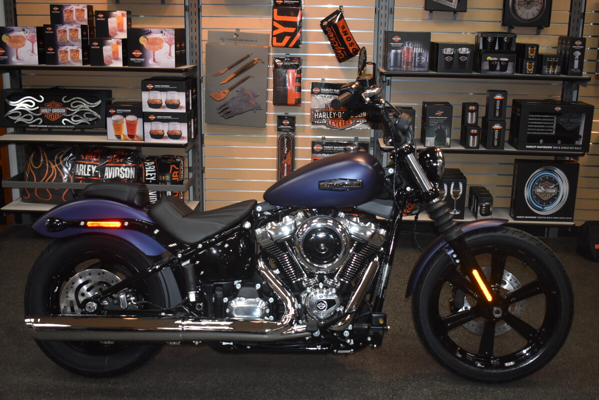 FXBB 2025 Street Bob