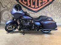 FLHX 2025 Street Glide - Photo 9