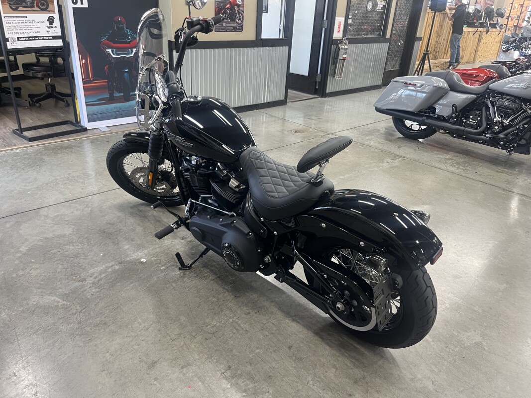 2019 Harley-Davidson Street Bob FXBB - Photo 8