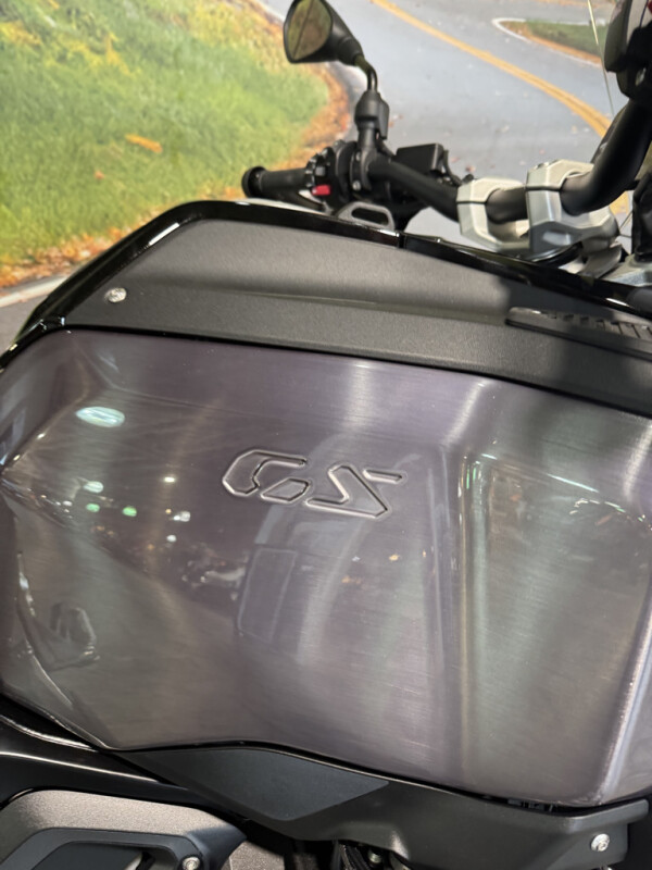 2025 BMW Motorrad R 1300 GS Adventure - Photo 9