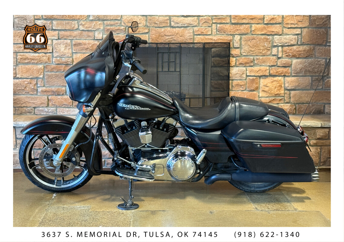 2015 Harley-Davidson Street Glide Special Black Denim - Photo 3