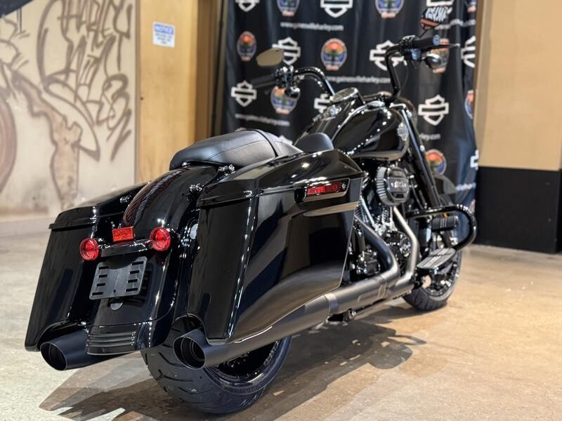 FLHRXS 2025 Road King Special - Photo 5
