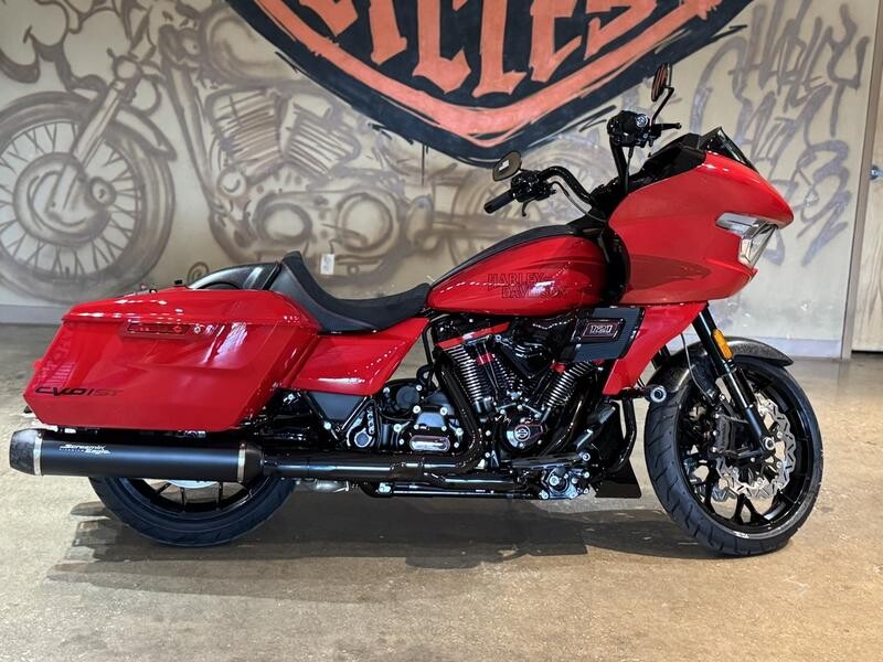FLTRXSTSE 2025 CVO Road Glide ST