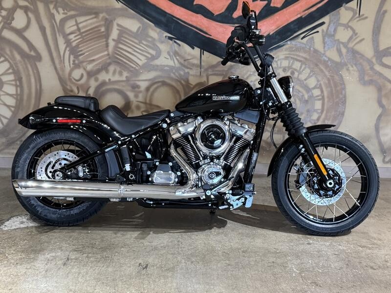 FXBB 2025 Street Bob
