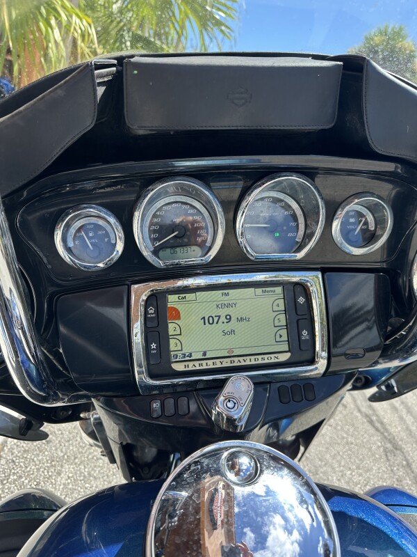 Electra Glide Ultra Limited - Photo 4