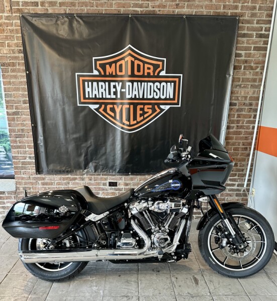 2025 Harley-Davidson® Low Rider® ST FXLRST Vivid Black