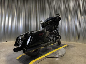 FLHXST 2022 Street Glide® ST thumb 3