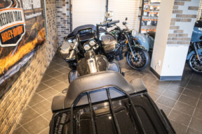 2021 Road Glide® Limited (FLTRK) thumb 1
