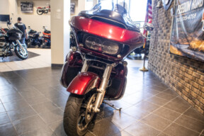 2016 Road Glide® Ultra (FLTRU) thumb 3