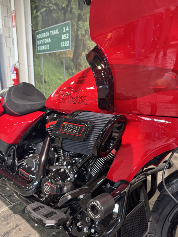 2025 Harley-Davidson CVO Road Glide ST - Photo 2