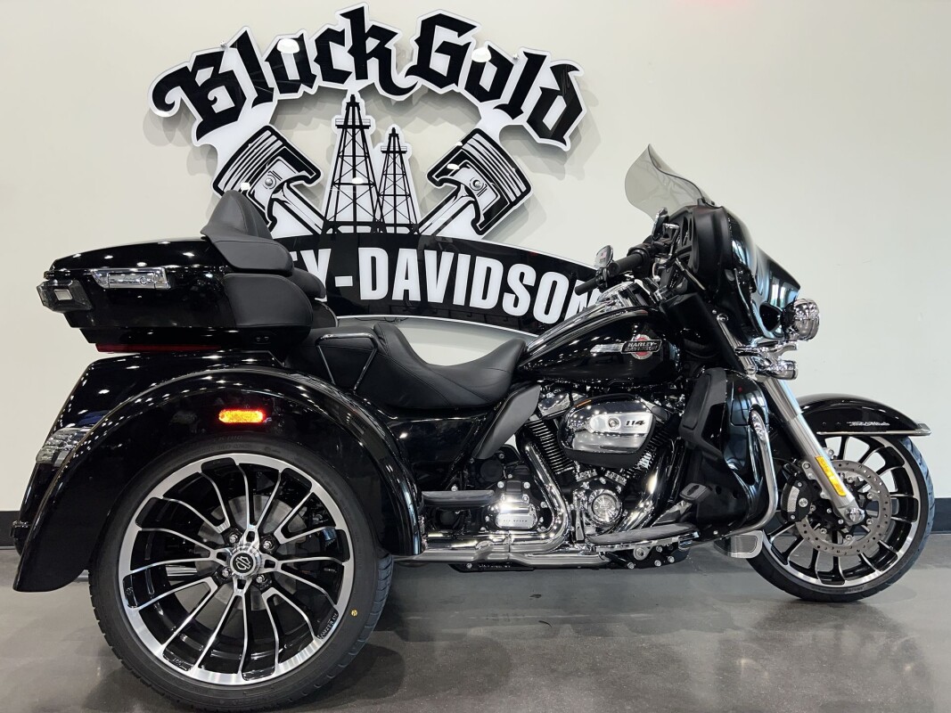 2025 Harley-Davidson Tri Glide Ultra FLHTCUTG