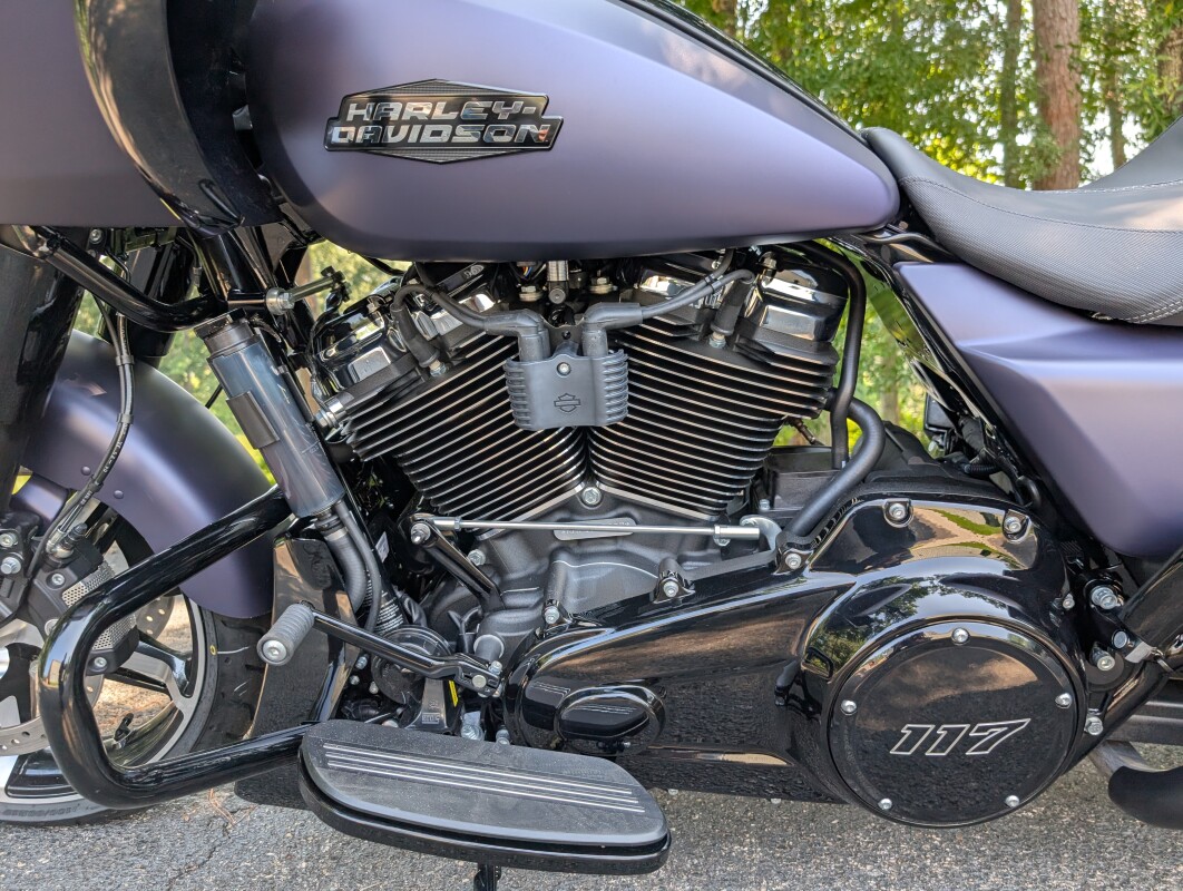 FLTRX 2025 Road Glide - Photo 7