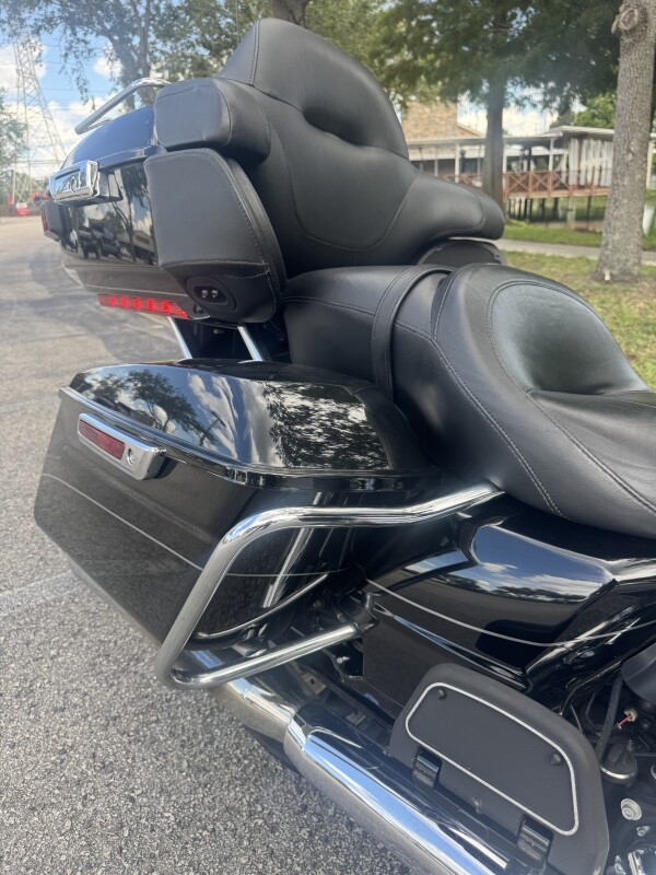 2017 Harley-Davidson Ultra Limited - Photo 10