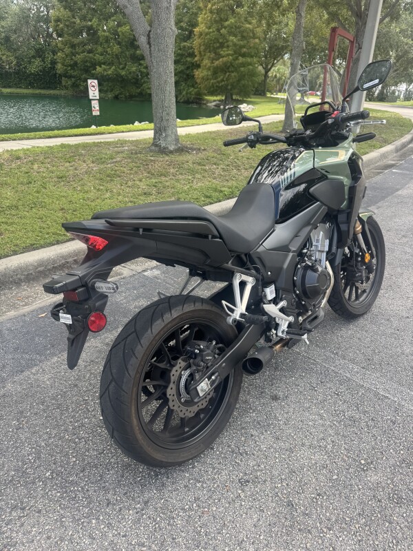 2023 Honda CB500X - Photo 2
