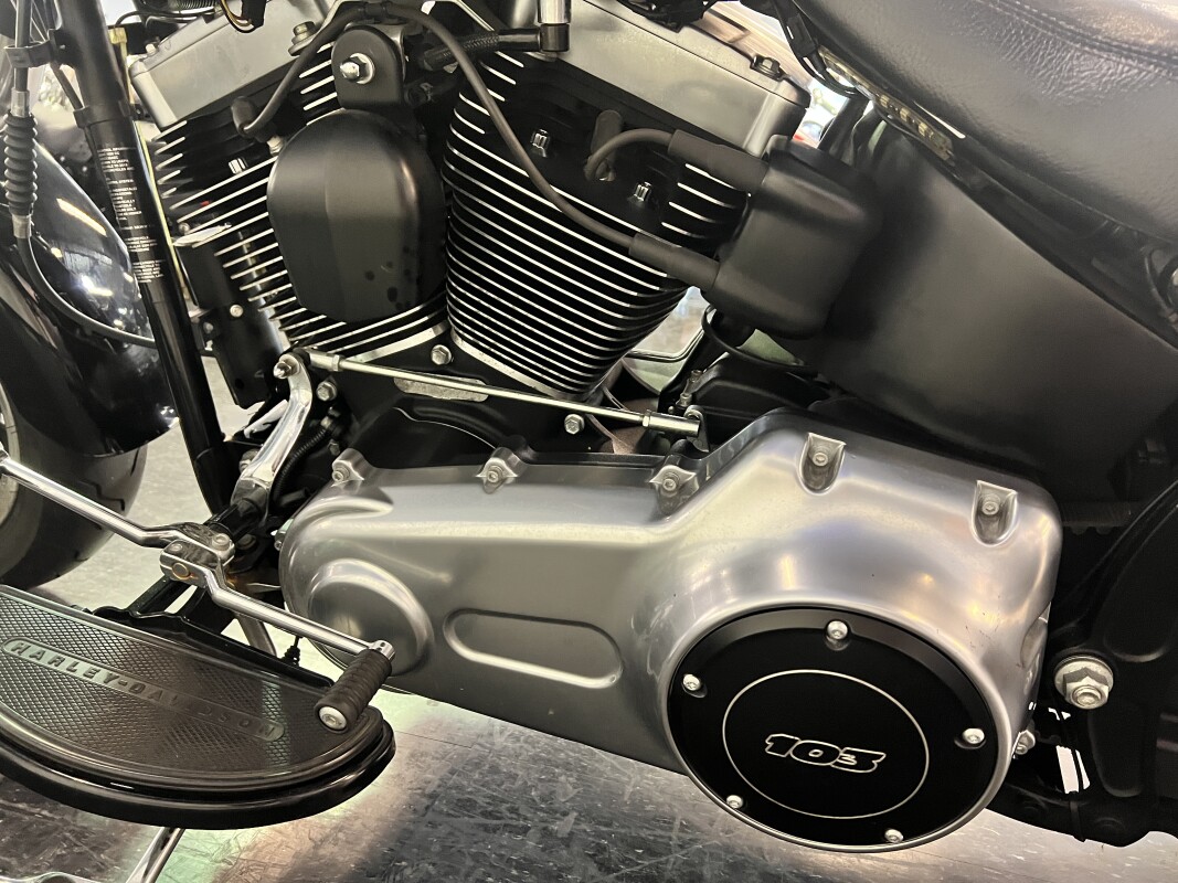 2015 Harley-Davidson Fat Boy Lo Vivid Black FLSTFB - Photo 8