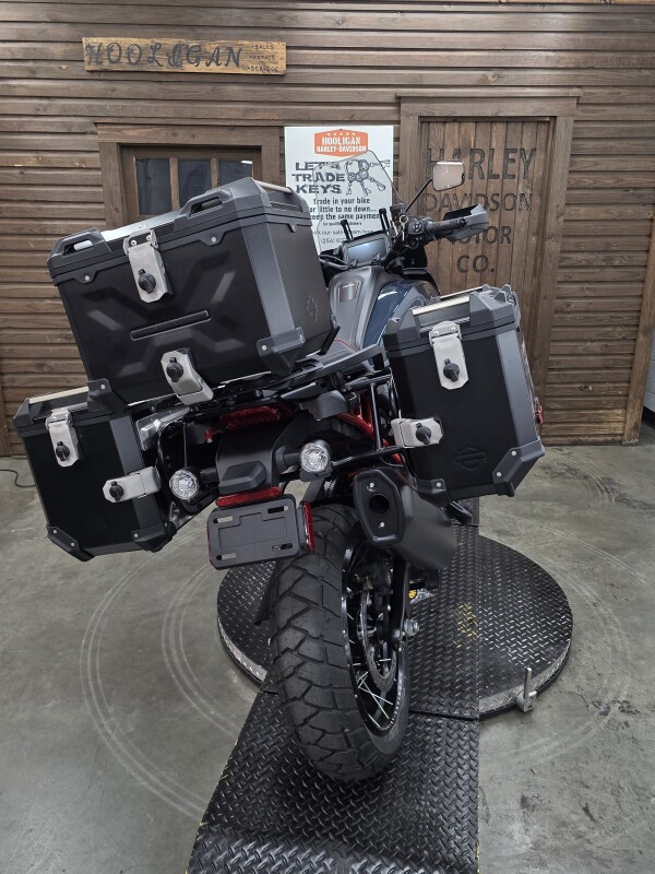 2025 Harley-Davidson CVO Pan America CARBON BLUE - Photo 3