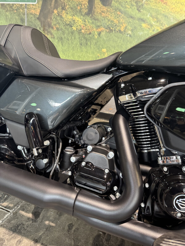 2025 Harley-Davidson Road Glide - Photo 5