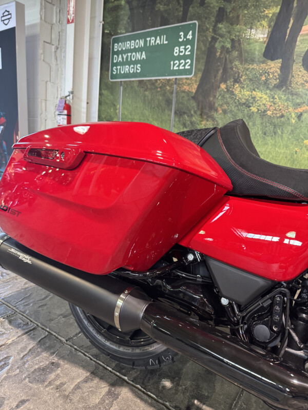 2025 Harley-Davidson CVO Road Glide ST - Photo 6