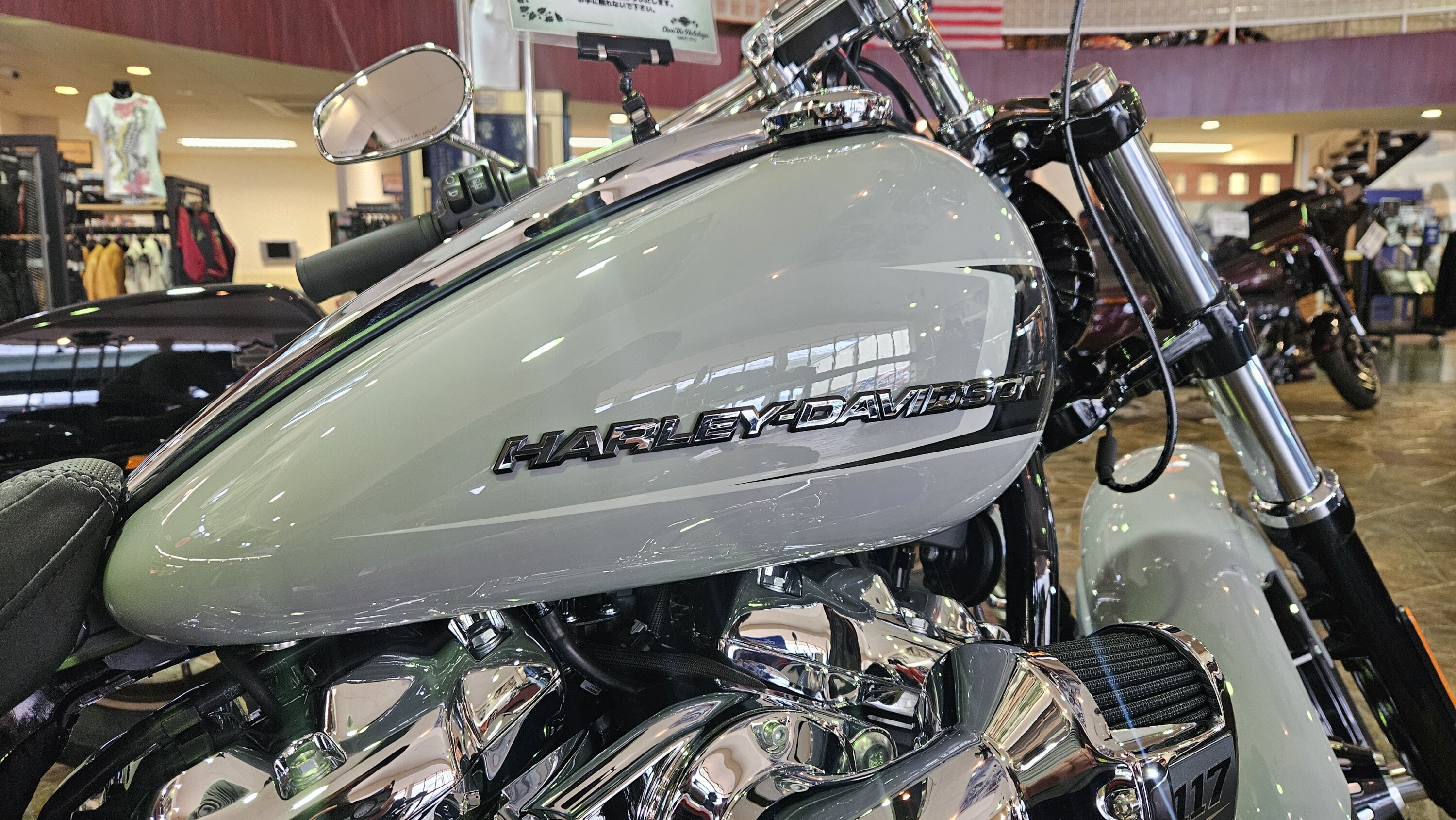 FXBRS2021年ブレイクアウト 純正タンク FXBR FXBRS タンク 黒 ハーレー 純正 新品 バイク 部品