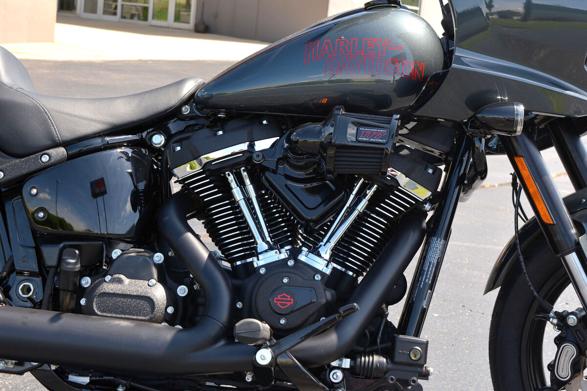FXLRST 2025 Low Rider ST - Photo 9