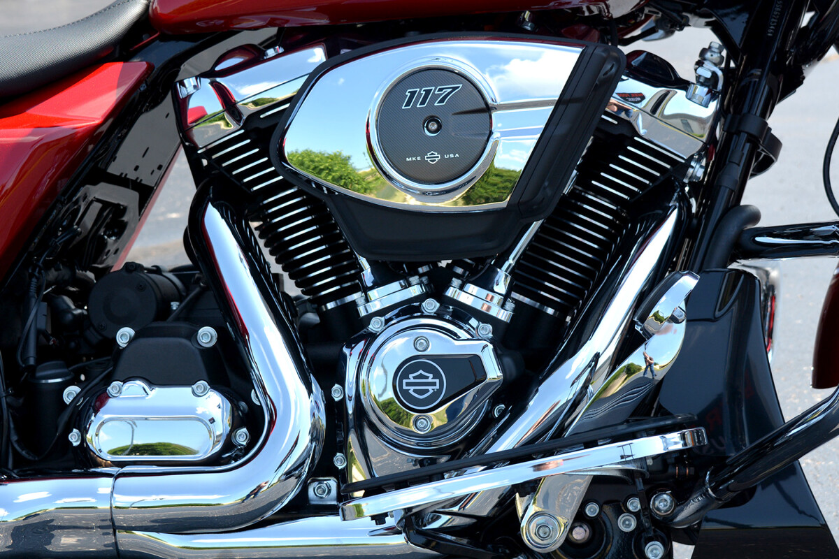 2025 Harley-Davidson Road Glide Brilliant Red - Photo 7