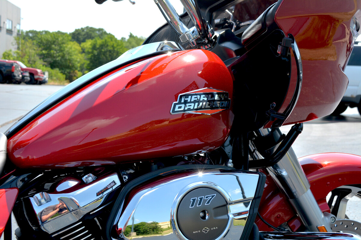 2025 Harley-Davidson Road Glide Brilliant Red - Photo 10