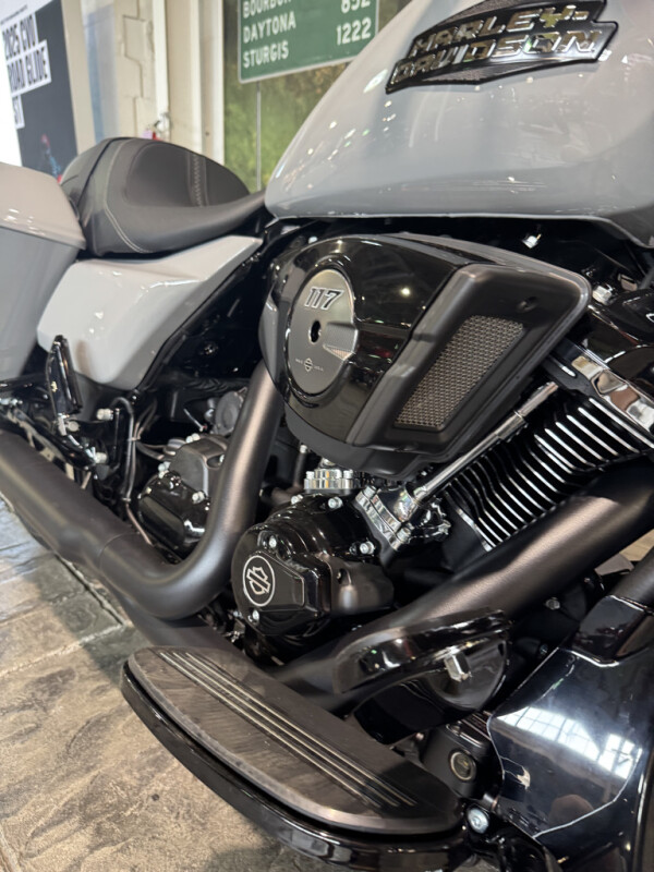 2025 Harley-Davidson Street Glide - Photo 3