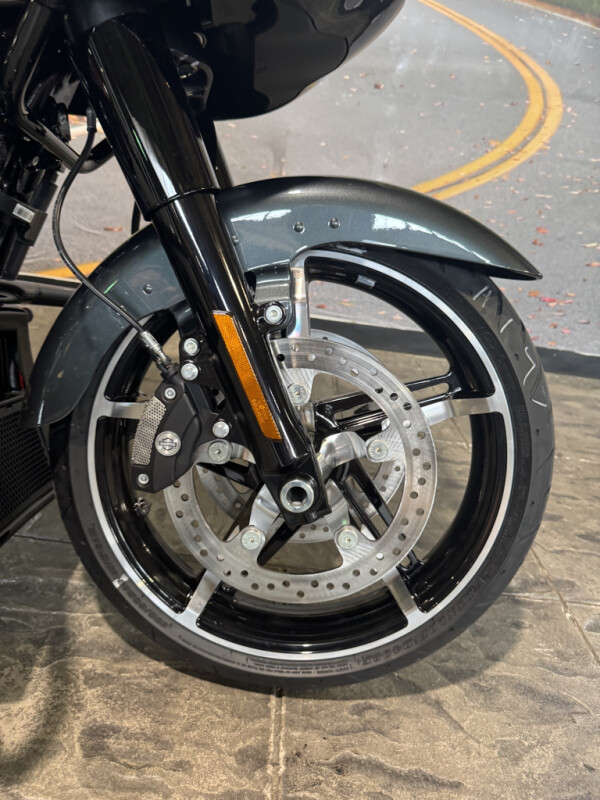 2025 Harley-Davidson Road Glide - Photo 8