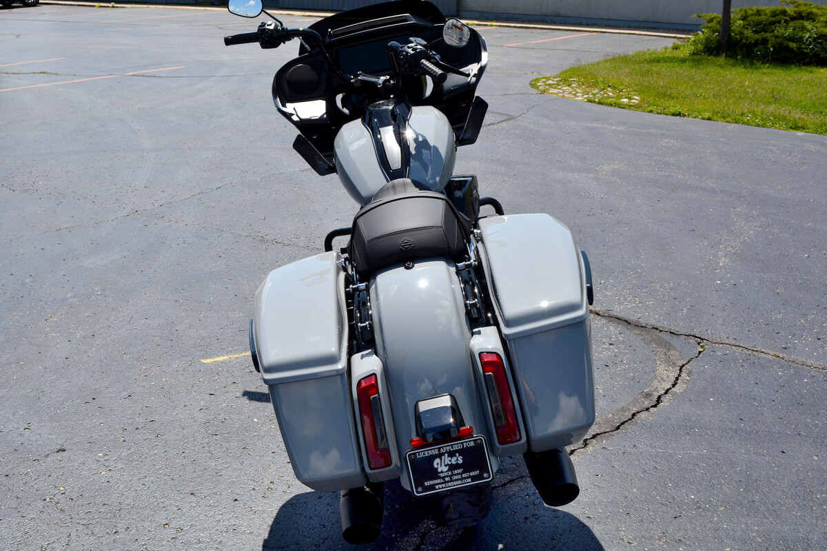 FLTRX 2025 Road Glide - Photo 4