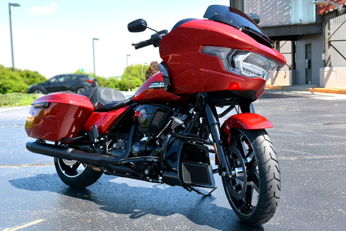 FLTRX 2025 Road Glide - Photo 7