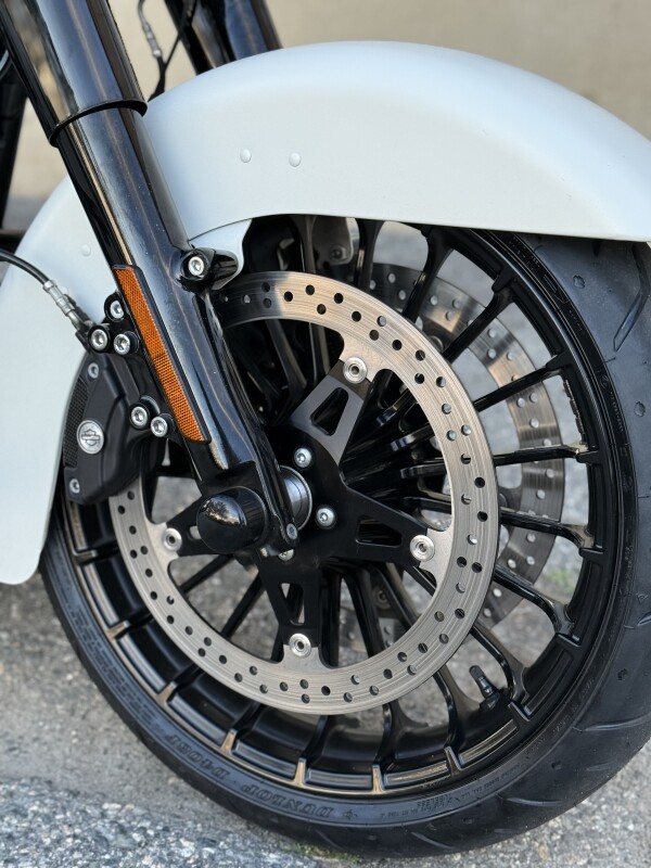 2019 Harley-Davidson Road King Special FLHRXS - LOADED WITH ACCESSORIES - Photo 8