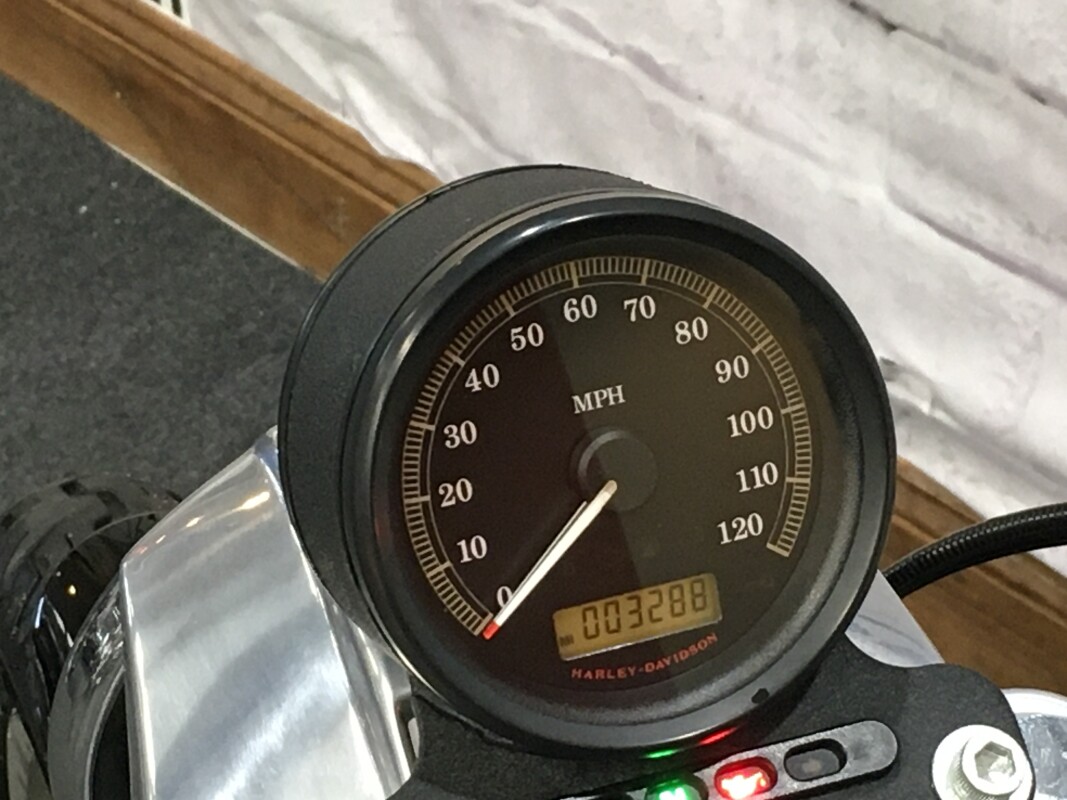 2009 Harley-Davidson Sportster 883 Low Black XL883L - Photo 5