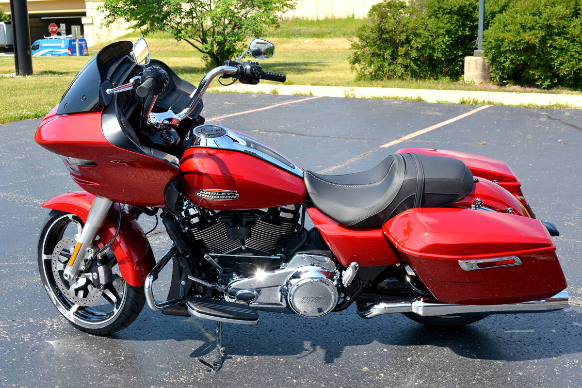 2025 Harley-Davidson Road Glide Brilliant Red - Photo 3