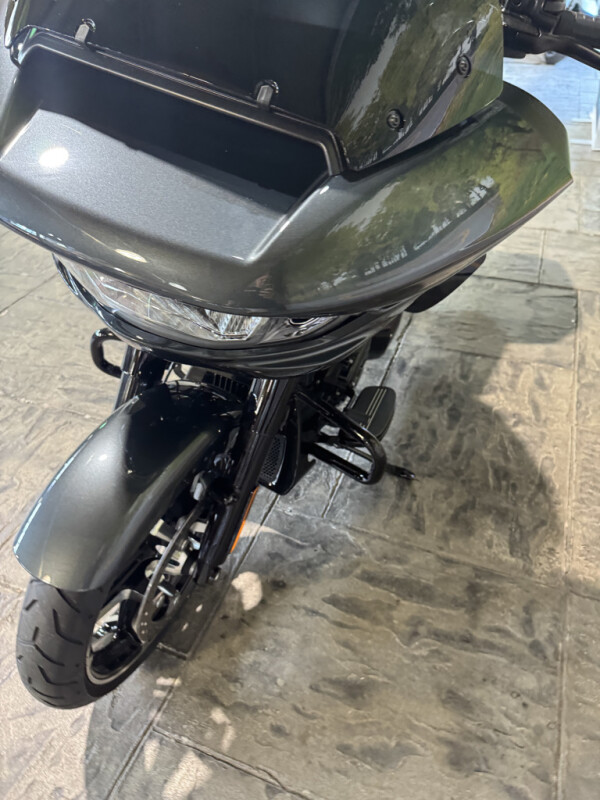 2025 Harley-Davidson Road Glide - Photo 10