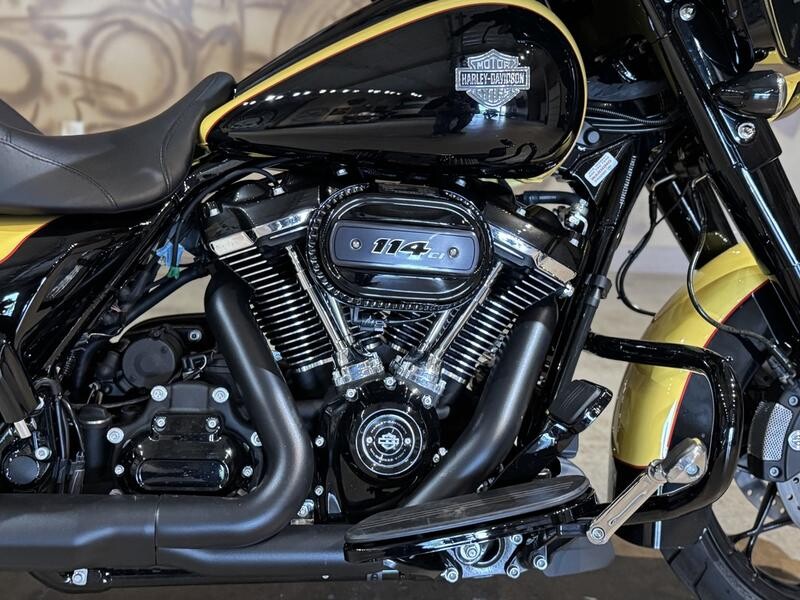 FLHXS 2023 Street Glide Special - Photo 7