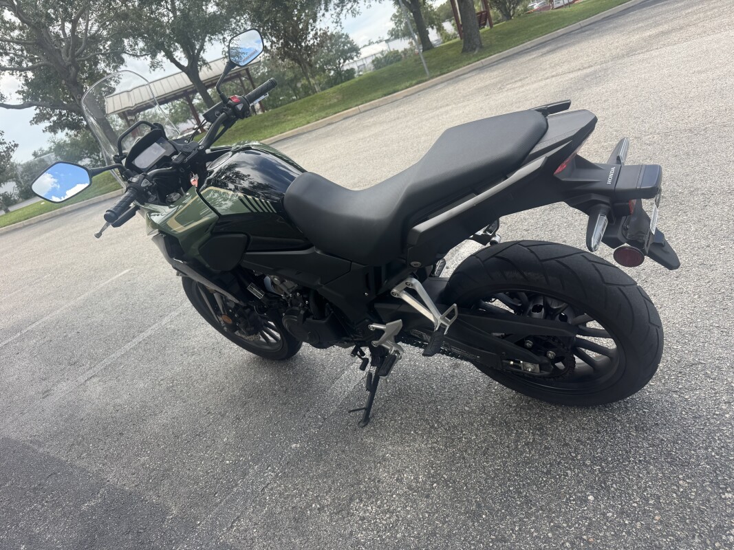 2023 Honda CB500X - Photo 4