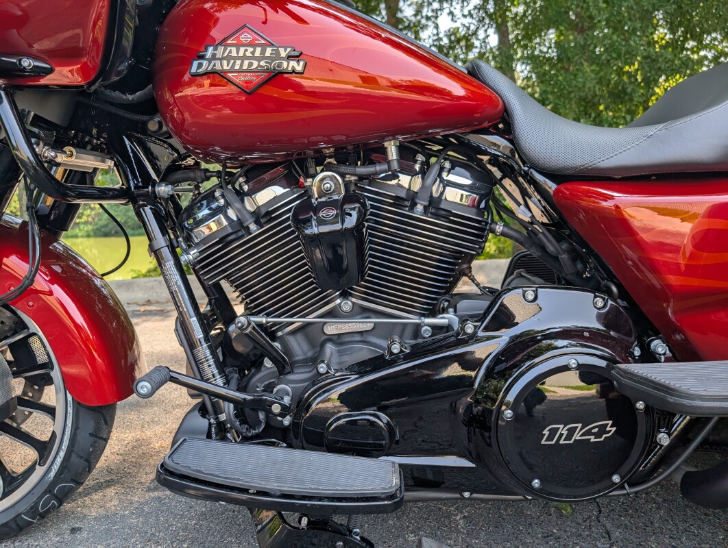 FLTRT 2025 Road Glide 3 - Photo 7