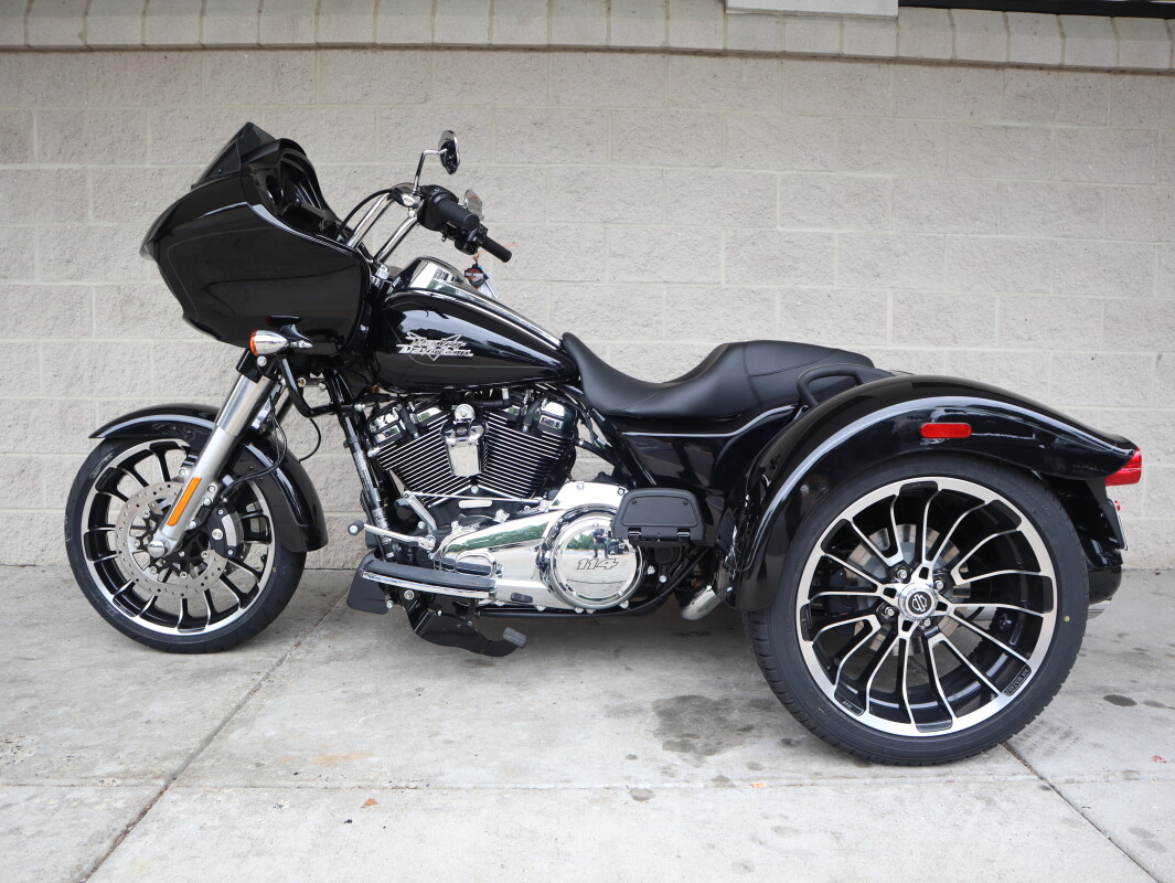 2025 Harley-Davidson Road Glide 3 FLTRT - Photo 6