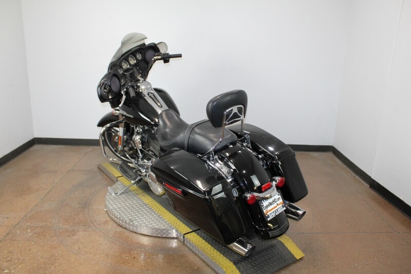 Harley-Davidson Street Glide 2018 FLHX 618367N BLACK - Photo 6