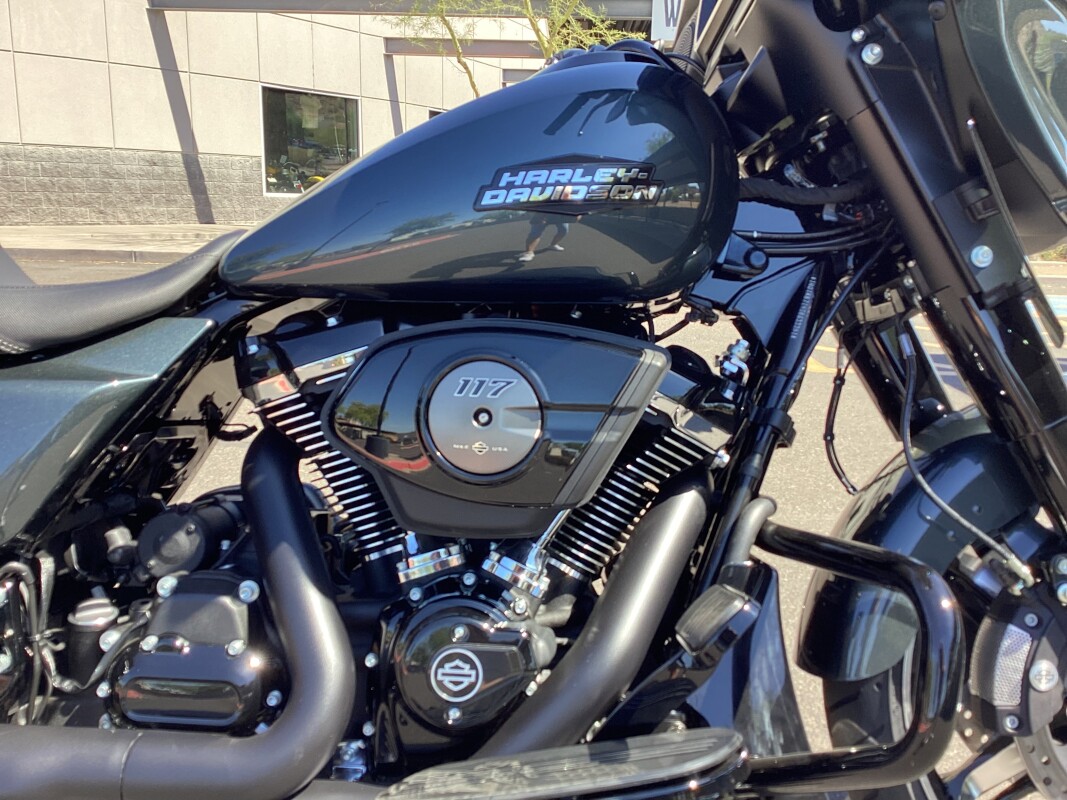 FLHX 2025 Street Glide - Photo 2