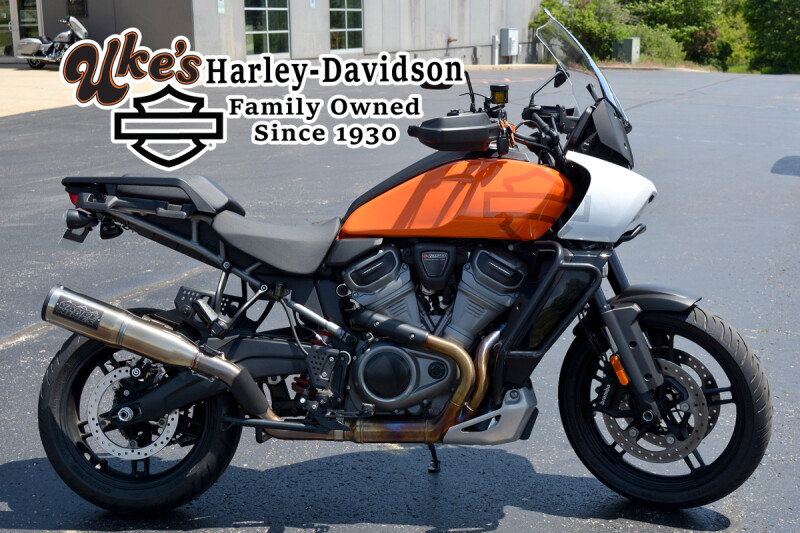 2021 Harley-Davidson® Pan America™ 1250 Special Baja Orange/Stonewashed White Pearl