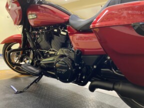 2025 Harley-Davidson® Street Glide® Brilliant Red - Black Finish thumb 1