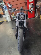 2025 Harley-Davidson® Breakout® Midnight Firestorm thumb 1