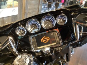 Harley-Davidson® Ultra Limited Low 2018 FLHTKL U847-18 Olive Gold/Black Tempest thumb 1
