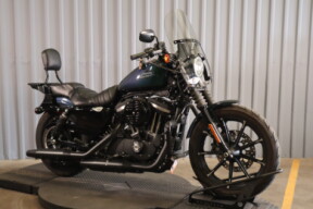 2021 Harley-Davidson® Iron 883™ XL 883N thumb 2