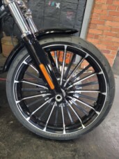 2025 Harley-Davidson® Breakout® Midnight Firestorm thumb 2
