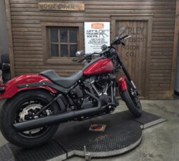 2025 Harley-Davidson® Low Rider™ S BRILLIANT RED/BLK TRIM thumb 3
