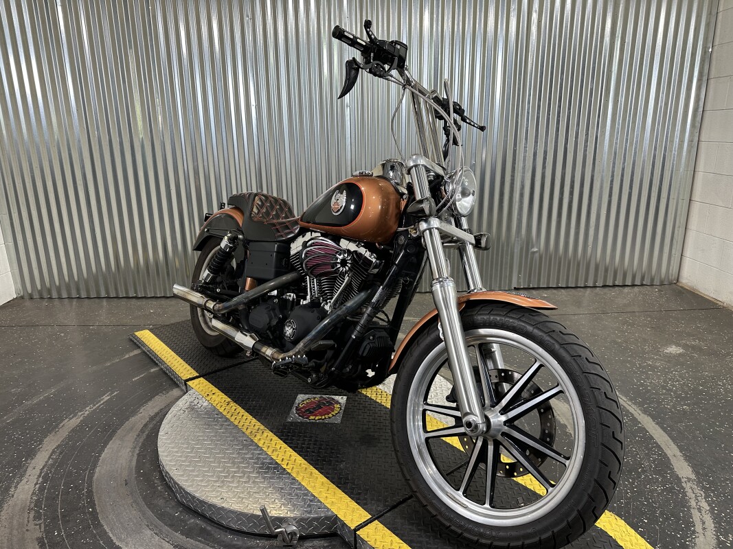 2008 Harley-Davidson Low Rider 105th Anniversary Copper Pearl & Vivid Black - Photo 2
